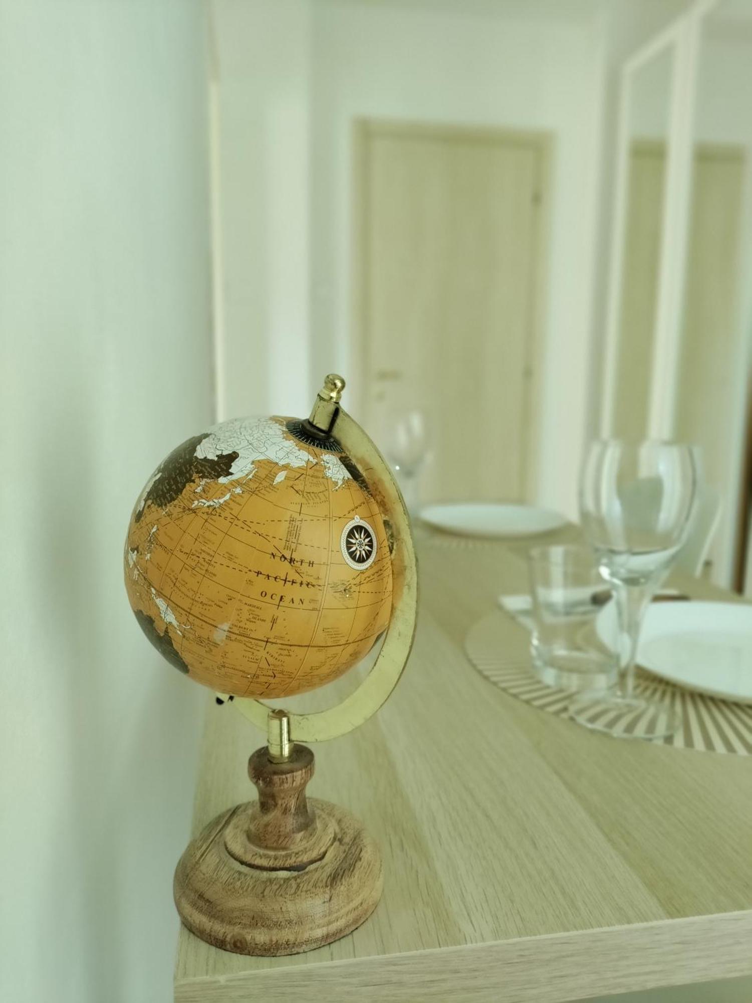 La Dimora Degli Artisti Bed & Breakfast Pescara Ruang foto