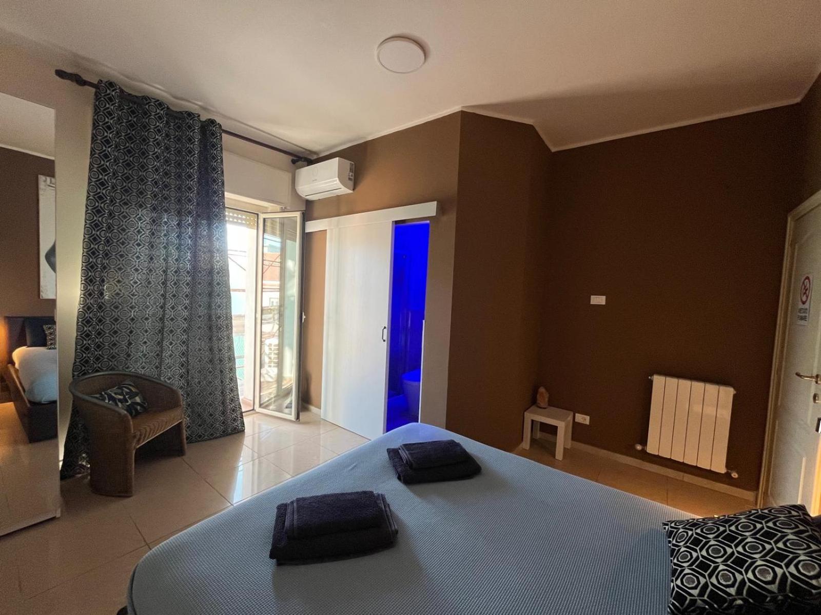 La Dimora Degli Artisti Bed & Breakfast Pescara Bagian luar foto