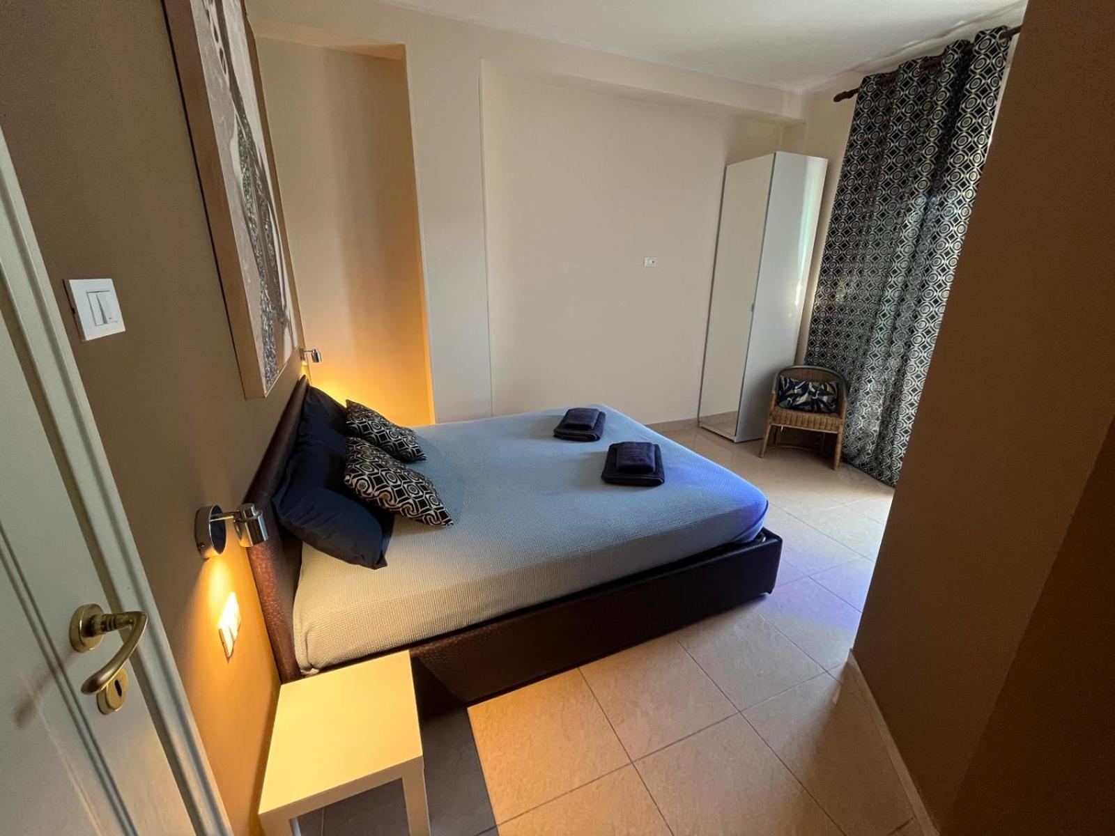 La Dimora Degli Artisti Bed & Breakfast Pescara Ruang foto